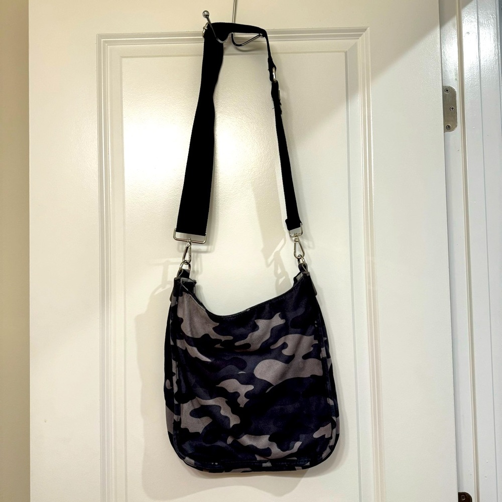 Ah-Dorned Black & Gray‎ Camo Vegan Suede Zip Top Crossbody Bag with Guitar Strap